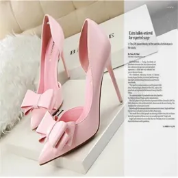 Dress Shoes 930 7 Colours Korean Sweet Bowtie Pointed Toe Women Pumps Fashion Patent Leather Sexy Side Cut-Outs Shallow High Heels 30825