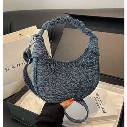 Shoulder Bags Korean version trendy denim bag womens new trendy and niche pleated handbag fashionable and simple single shoulder crossbody bag H240328