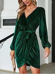 Casual Dresses Spring Autumn Women's Velvet Dress Korean Lace Up Solid Colour Midi Lantern Long Sleeve Banquet Gown Elegant