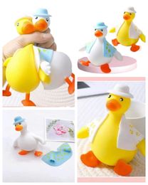 bulk toy animal fidget toy for anxiety the small toy fidget rubber duck toy cartoon duck designer aniime duck rubber duck Pinching Joy Toy Decompression toy Duck Hat