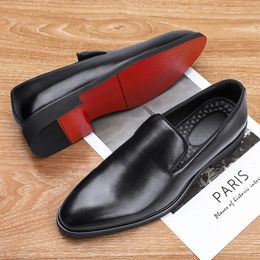 Classic Red sole Mens Casual Loafers Driving Shoes Moccasin Fashion Male Flats Breathable Men Lazy Shoes Slip-On Wedding Shoes 240407