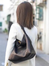 Shoulder Bags 2024 Brand Ladies Tote Handbag Designer Luxury Sheepskin Woven Casual Messenger Large Bucket Bag Brown