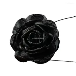 Chains Rose Flower Necklace 3D Collar Exaggerated Yarn Clavicle Chain Jewellery For Women Girls Cosplay Ornament Dropship