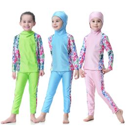 Swimwear Muslim Girls Islamic Two Pieces Swimsuit Print Hooded Top and Pants Burkinis Swimwear Ethnic Children Full Cover Bathing Wear