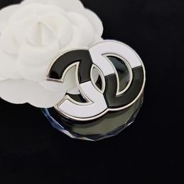 Simple Designer Brooch Brand C-letter Pins Brooches Women Elegant Wedding Party Jewerlry Accessories Gifts 20style