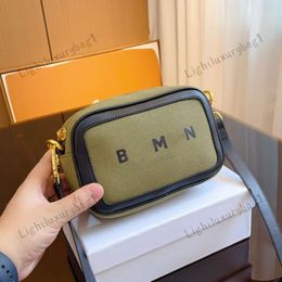 New Designer Bman Camera Bag Fashion Canvas Small Square Bag Men Women Crossbody Shoulder Bag Portability Outdoor Sports Bag Classic Female Mobile Phone Bag 240323