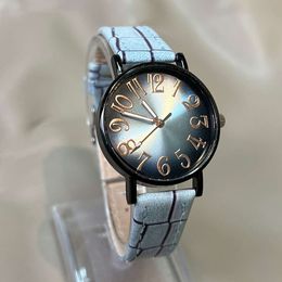 Gradient Sun Pattern Women's New Quartz Watch