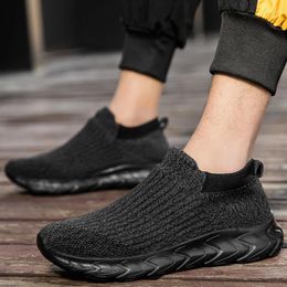 Casual Shoes Man Autumn Couple Socks Tennis High Quality Lightweight Thick Sole Fashion Black Mesh Sports Hiking