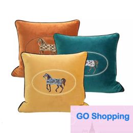 Wholesale Luxury Living Room Sofa Decorative Pillow Case Embroidered Horse Cushion Cover Hotel Bedroom Bedside Square Throw Pillowcases