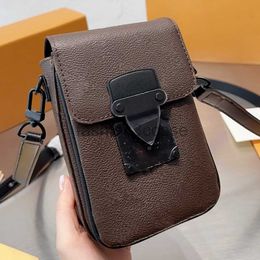 designer phone bag cases for iphone 15 14 pro max 12 13 mini Leather Classic Flower Shoulder Shopping Handbag Ladies Wallet Embossed Flap Famous Purse
