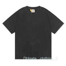 Rhude Mens Tshirt Designer T Shirts Clothes Shirt Vintage Literary Patterns Printed Drop Shoulder Loose Racing High Street Hip Hop K5X0