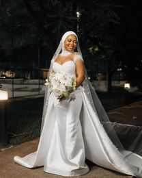 Exquisite Pearls Mermaid Wedding Dresses for Women Plus Size Satin Arabic Aso Ebi Bridal Dress with Detachable Train Bride Receiption Gown