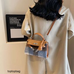 Designer Luxury fashion Shoulder bags Fashionable new trend handbag versatile single shoulder crossbody small square bag