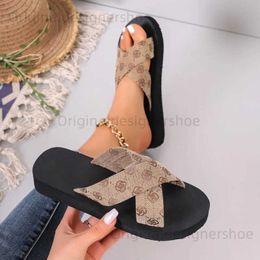 Slippers Womens Fashion Sandals Cross Strap Thick Sole Platform Casual Sandals Ankle Strap Buckle Summer Sports Sandals 2024 T240323