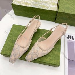 Scarpette sandali designer scarpe single slingback slimpo di lussuoso tallone di lusso con pompe di stampa scintillanti in cristallo quadrato di strass
