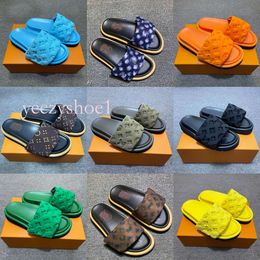 Luxury Slippers Designer 10a Summer Sunny Fashion Beach Sandal Pillow Pool Slides Vintage Shoe Men Women Soft Flat Shoes Couples Gift