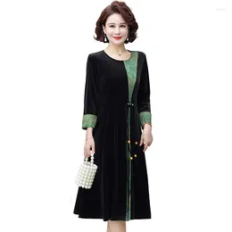 Casual Dresses Middle Age Mother Spring Autumn Three-quarter Sleeve Luxury Chic Female Fashion Patchwork Velvet Midi Dress