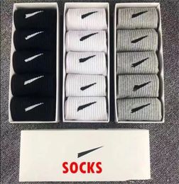 women socks cotton all-match solid color socks slippers classic hook ankle breathable black white football basketball sport stocking luxury sportsocks socks Q17