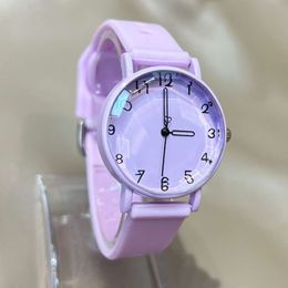 New Korean Fashion Women's Silicone Strap Quartz Student Minimalist Sports Watch