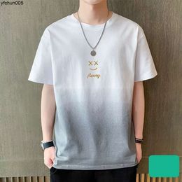 Mens Summer Trendy Brand Versatile Short Sleeved T-shirt Gradient Clothing Korean Loose Half Top Trend T5yg