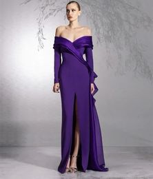 Elegant Long Purple Off Shoulder Crepe aftonklänningar med slits sjöjungfru Satin Sweep Train dragkedja tillbaka balklänningar för kvinnor
