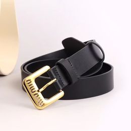 2024 Genuine Leather Womens Belt Mui Letter Decorated Metal Buckle for Women Ready Stock