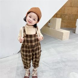 Детские брюки, осенне-зимние корейские утепленные шерстяные брюки в клетку, комбинезон для девочек, комбинезоны для мальчиков для детей, осенняя одежда унисекс 240322
