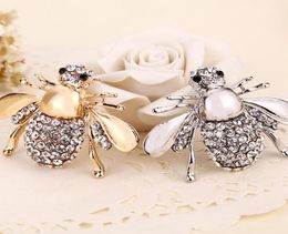 2021 New High Quailty Fashion Rhinestone Animal Brooch Jewelry Lovely Alloy Bee Brooches Pins Accessories For Women Wedding Access5813679