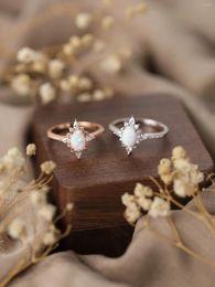 Cluster Rings Pure 925 Silver Women's Ring Inlaid With Oval White Opal And Zircon Retro Delicate Style For Friend's Party Wearing