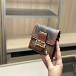 23ss Mens Women Luxurys Designers Small Purse Classic Handbag Interior Slot Pocket Bag Ladies Passcard Pocket Travel Wallet Coin Purse 12CM