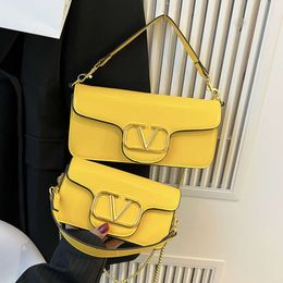 Store Wholesale Designer Shoulder Bags Small Design Stylish Women's Bag 2024 Multi-functional Square Single Shoulder Crossbody Bag