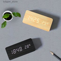 Desk Table Clocks USB/AAA Alarm Clock LED Wooden Bedroom Table Clock Voice Control Digital Wood Clock Electronics Clock Cute Clock Desk Decoration L240323