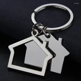 Keychains 1PC Metal Double House Shaped Key Chain Hollow Pendant Decoration Creative Handbag Hangings Gifts Accessories Ring