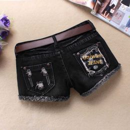 2024 Spring/summer Womens Low Waist Denim Shorts Black Jeans Patch Letter Washed and Worn Down Hot Pants