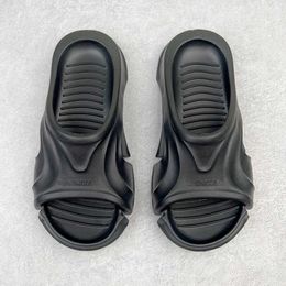 Version Trendy High b Family Open Toed Water Slippers Made of Rubber Material Trendy and Fashionable Mens and Womens Same Style Slippers