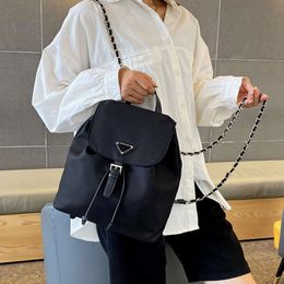 Shoulder Bag Designers Sell Unisex Bags From Popular Brands Trendy Backpack New Waterproof Chain Bag Fashion Travel