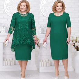 Hunter green Half Sleeves Lace Mother Of The Bride Dresses Sheath Two Pieces Wedding Guest Dress Knee Length Plus Size Formal mother Outfit