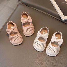 First Walkers Baby Girls Shoes 2024 Spring And Autumn Little Girl Princess Leather Square Mouth Soft Soled Toddler