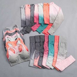 Wholesale Gradient Sportswear Yoga Suit and Clothes 7-color Gradient Outdoor Running Breathable Sweat-absorbent Sports Set