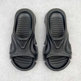 Version Trendy High b Family Open Toed Water Slippers Made of Rubber Material Trendy and Fashionable Mens and Womens Same Style Slippers FRDCS