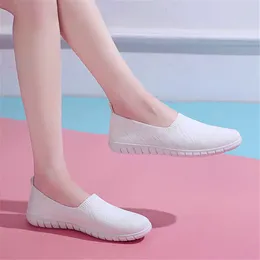 Walking Shoes Number 36 Soft Sneakers With Design Women Flat Tennis For Girlfriend Sports First Degree Brand Outside Skor YDX1