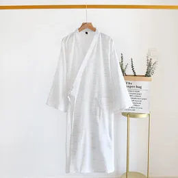 Men's Sleepwear Jacquard Striped Kimono Robe For Man Thin Japanese Sweat Robes Loose Bathrobe Sale Home Clothes 2024