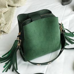 Shoulder Bags 2024 Fashion Scrub Women Bucket Bag Vintage Tassel Messenger High Quality Retro Simple Crossbody Tote