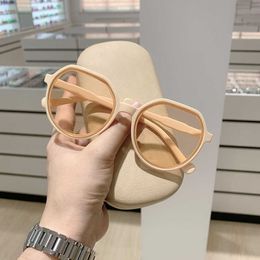 2024 New Instagram Street Shooting Womens Small Frame Milk Tea Big Face Slimming Style Sunglasses and Trend