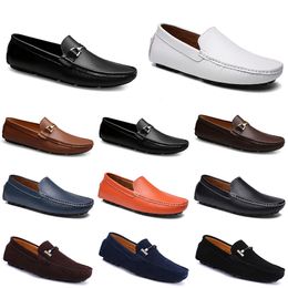 Designer de couro Doudou Mens Casual Driving Shoes Respirável Soft Sole Light Tan Preto Marinho Branco Azul Prata Amarelo Cinza Masculino Flats Calçado All-Match Sapato Preguiçoso A017