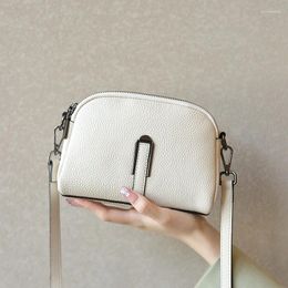 Shoulder Bags 2024 Lady Luxury Genuine Leather Mobile Phone Bag Women's Messenger Pack Fashion Small Retro Crossbody For Girls
