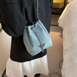 가방 패션 브랜드 여성을위한 여성을위한 새로운 유행 및 다목적 싱글 어깨 크로스 바디 질감 대중 체인 버킷