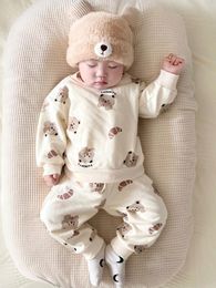 Clothing Sets 2024 Spring Baby Long Sleeve Clothes Set Infant Boy Girl Cute Bear Print Sweatshirt Pants 2pcs Suit Toddler Casual Outfits