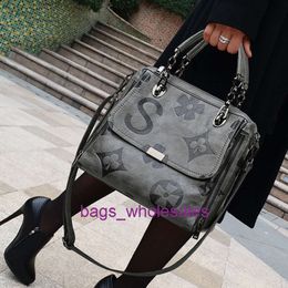 The factory design bag handbag Womens Bag Large Capacity 2024 New One Shoulder Handheld Postman Versatile Fashion Summer