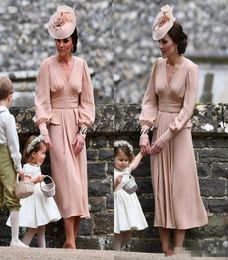 Kate Middleton Simple Chiffon Mother Of The Bride Dress Long Sleeves Tea Length Vintage Wedding Guest Dress V neck Dusty Pink Form8143830